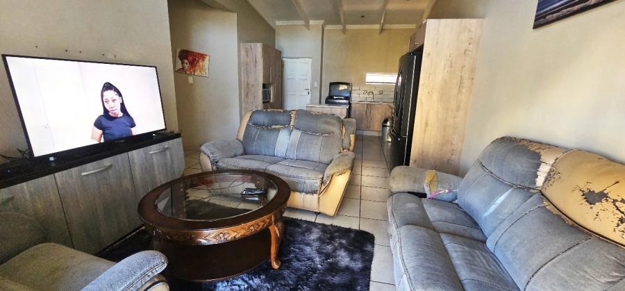To Let 3 Bedroom Property for Rent in Waterval East North West